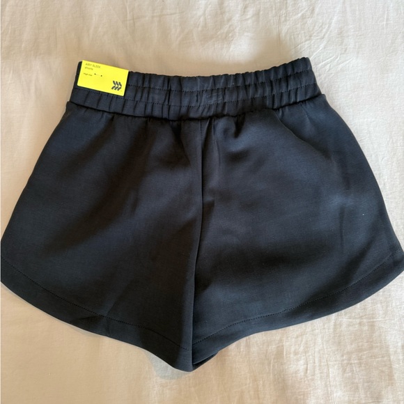 All in Motion Dark Gray Performance Shorts - Picture 4 of 4